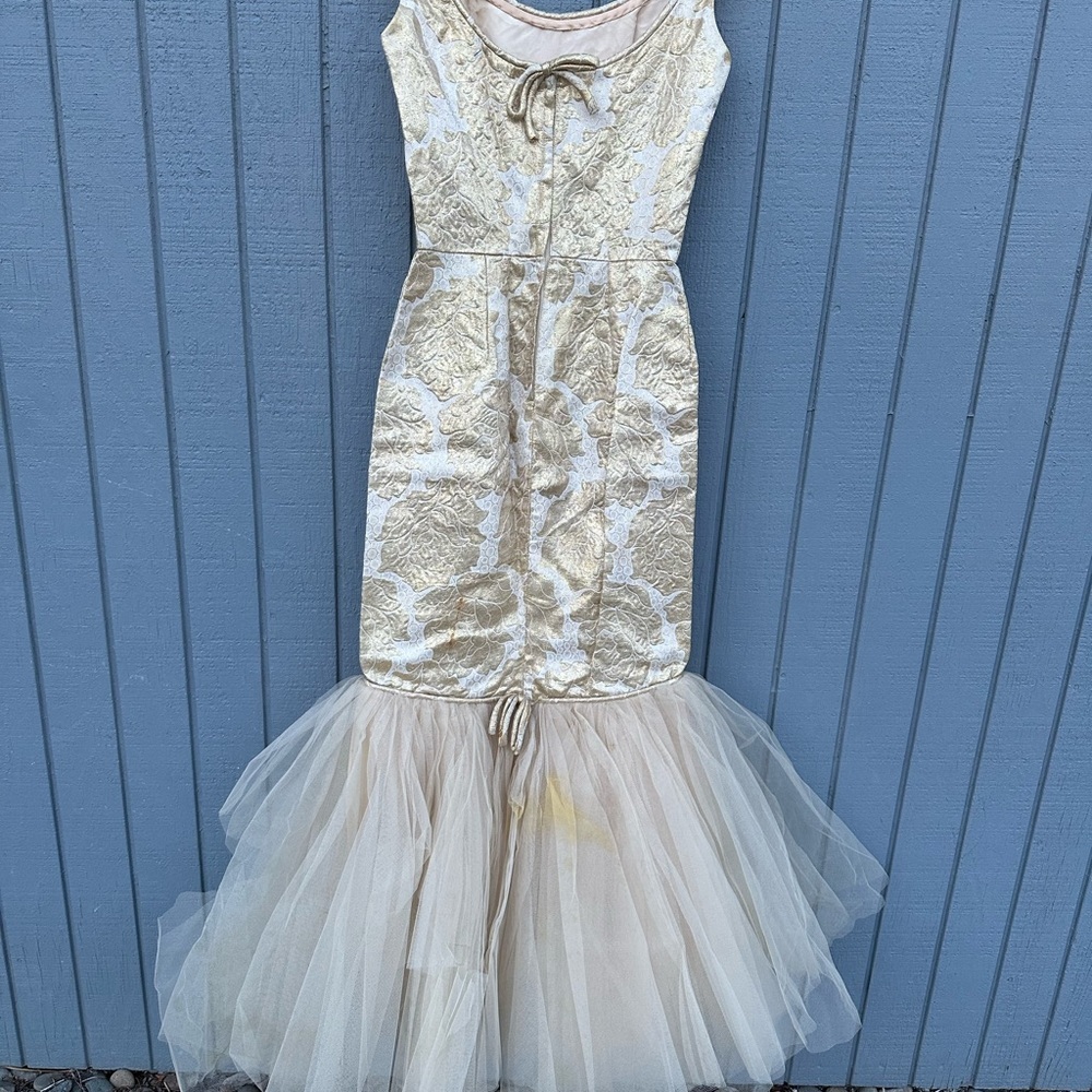 Vintage 80’s Gold and White Mermaid Dress - Picture 7 of 12